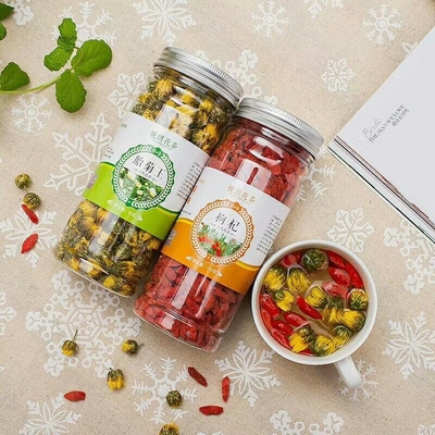 Botol transparan bunga kering