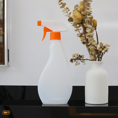 Botol penyemprotan pemicu plastik bening dengan kemasan kosmetik cetak layar standar 10000pcs