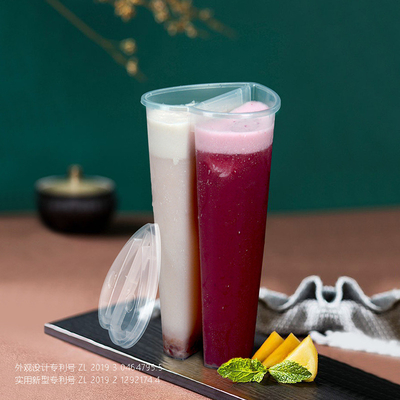Botol Teh Susu Jelas Terisolasi dengan Desain Modern Sekrup Genggam Ringan di Tutup