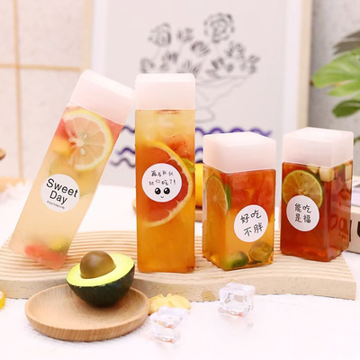 Isolasi Ya Botol Teh Gelembung Tutup dengan sekrup untuk pembersihan dan penyimpanan yang aman