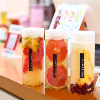 Minum botol teh susu dengan kapasitas 0,5 kg dan isolasi