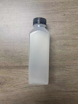 Botol termos modern tahan kebocoran berlapis ganda dengan sekrup di tutup dan pegangan