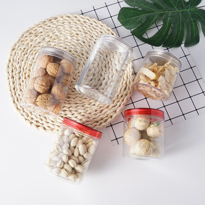 Kontainer plastik bening dengan cetakan khusus untuk kemasan makanan atau krim