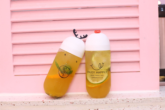 Botol teh susu plastik tahan kebocoran dengan sekrup di tutup dan pegangan