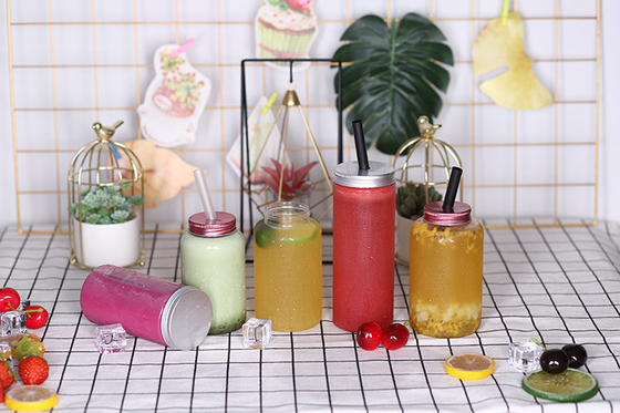 Kontainer minuman plastik modern persegi bulat dengan penutup