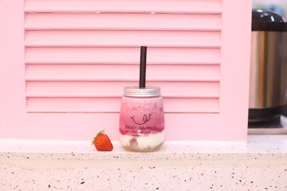 Botol teh susu tahan kebocoran dengan tutup sekrup untuk minuman berukuran sedang Minuman Desain modern