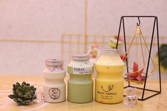 Botol Teh Susu Ukuran Sedang dengan Kapasitas 250ml dalam Bahan Plastik