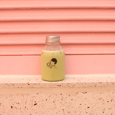 Modern Plastic Bubble Tea Jugs Sempurna untuk Komersial Bubble Tea Persiapan Menyediakan dan Kontainer Minuman Praktis