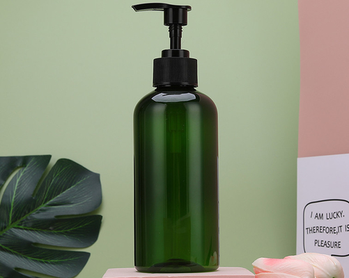 Hot Sale Clear Empty PET 500ml Shower Gel Botol Plastik Perawatan Rambut Putih Flat Square Shampoo Lotion Pump Botol Plastik