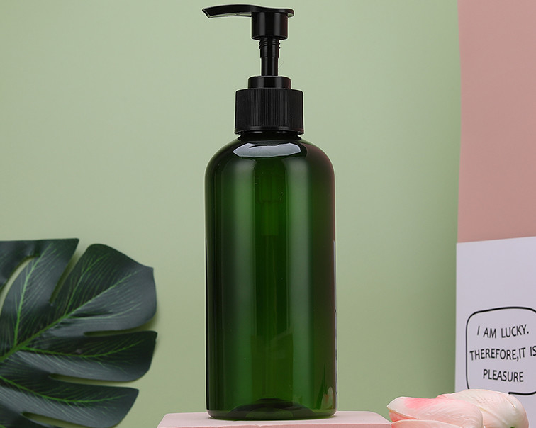 Hot Sale Clear Empty PET 500ml Shower Gel Botol Plastik Perawatan Rambut Putih Flat Square Shampoo Lotion Pump Botol Plastik